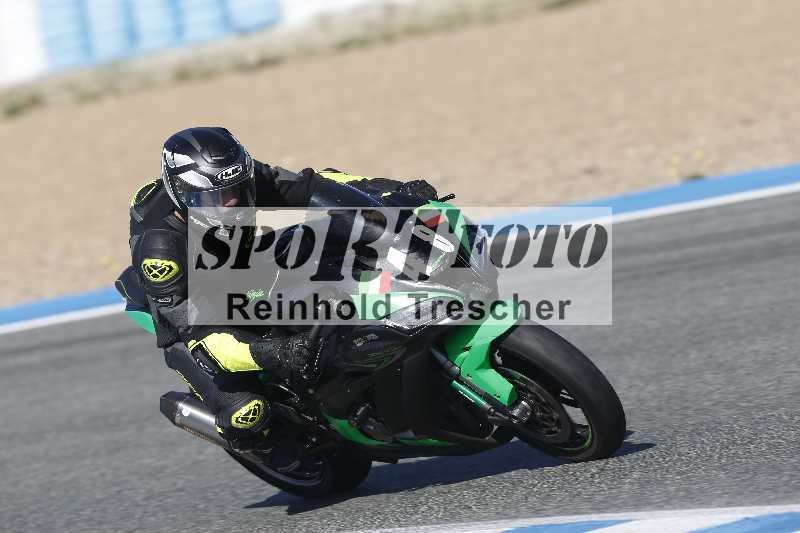 /Archiv-2024/01 26.-28.01.2024 Moto Center Thun Jerez/Gruppe gruen-green/48